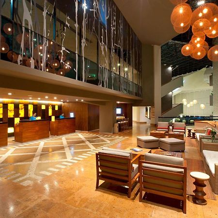 Marriott Tuxtla Gutierrez Hotel Kültér fotó Lobby