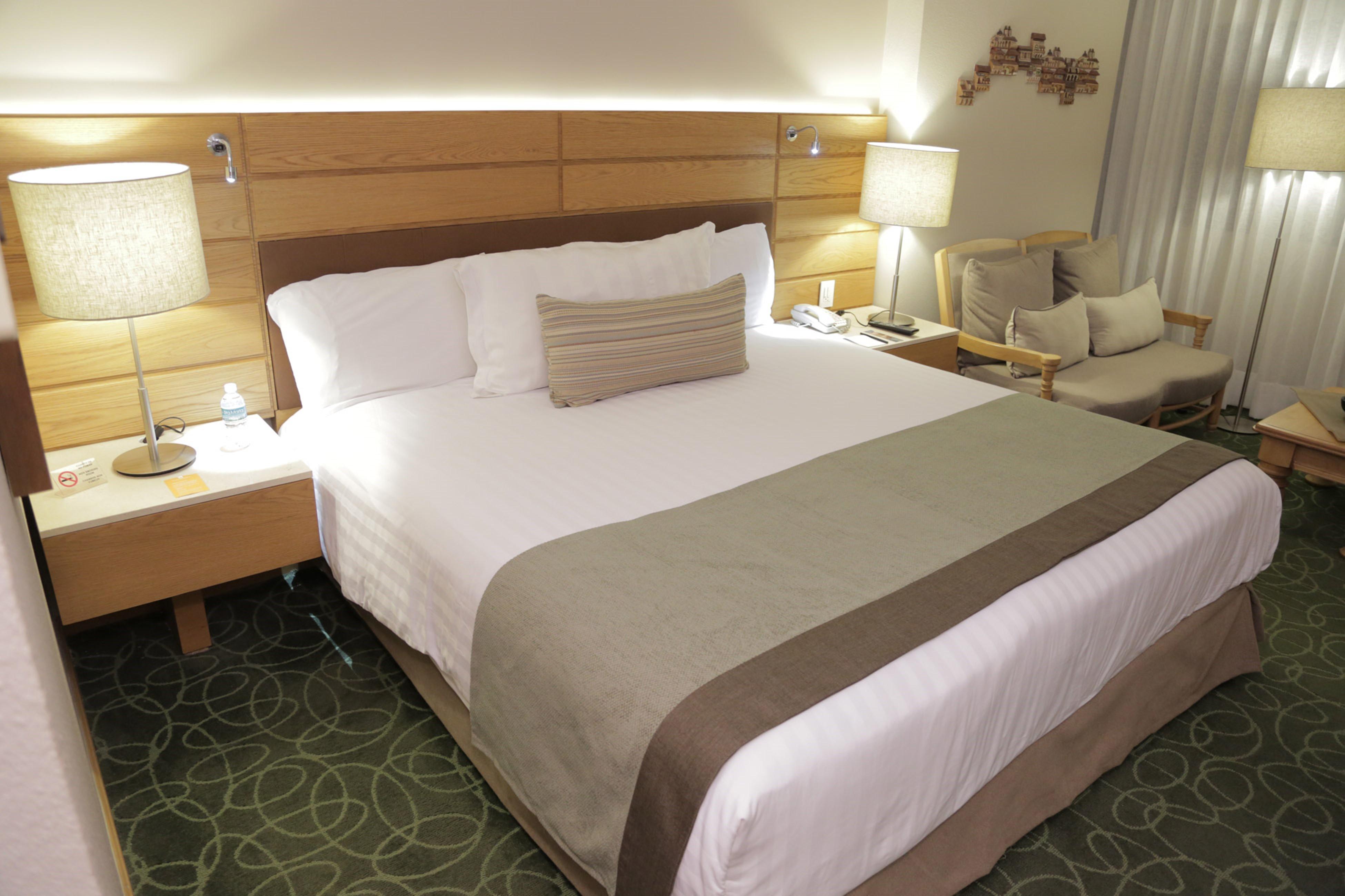 Marriott Tuxtla Gutierrez Hotel Kültér fotó A bed