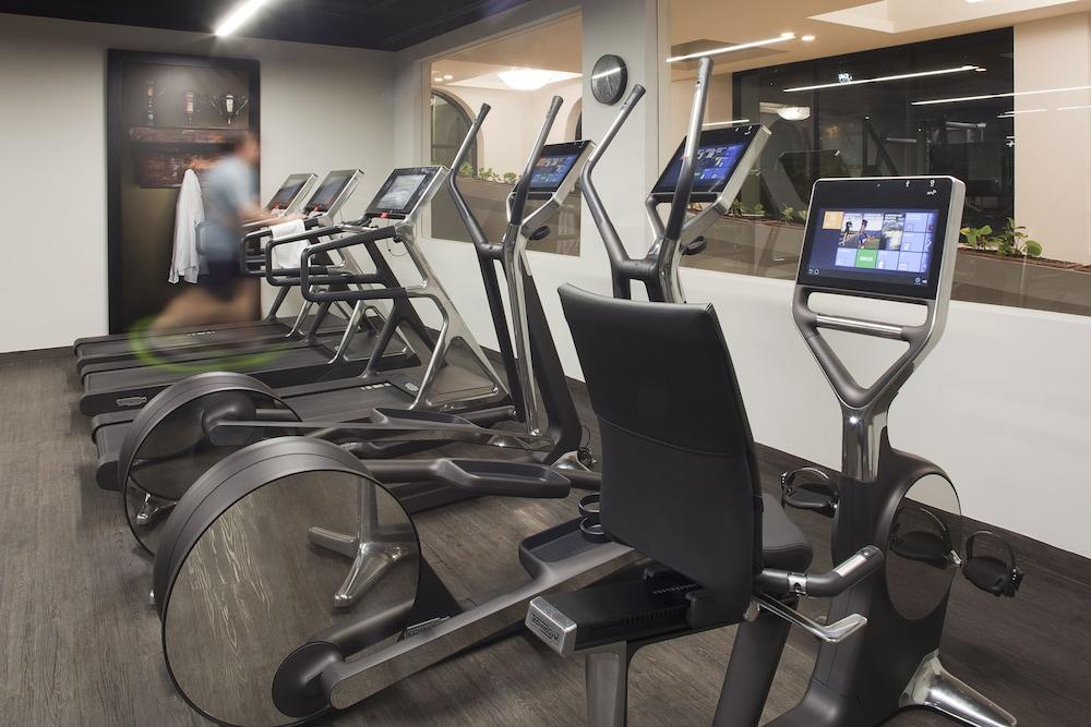 Marriott Tuxtla Gutierrez Hotel Kültér fotó CrossFit equipment