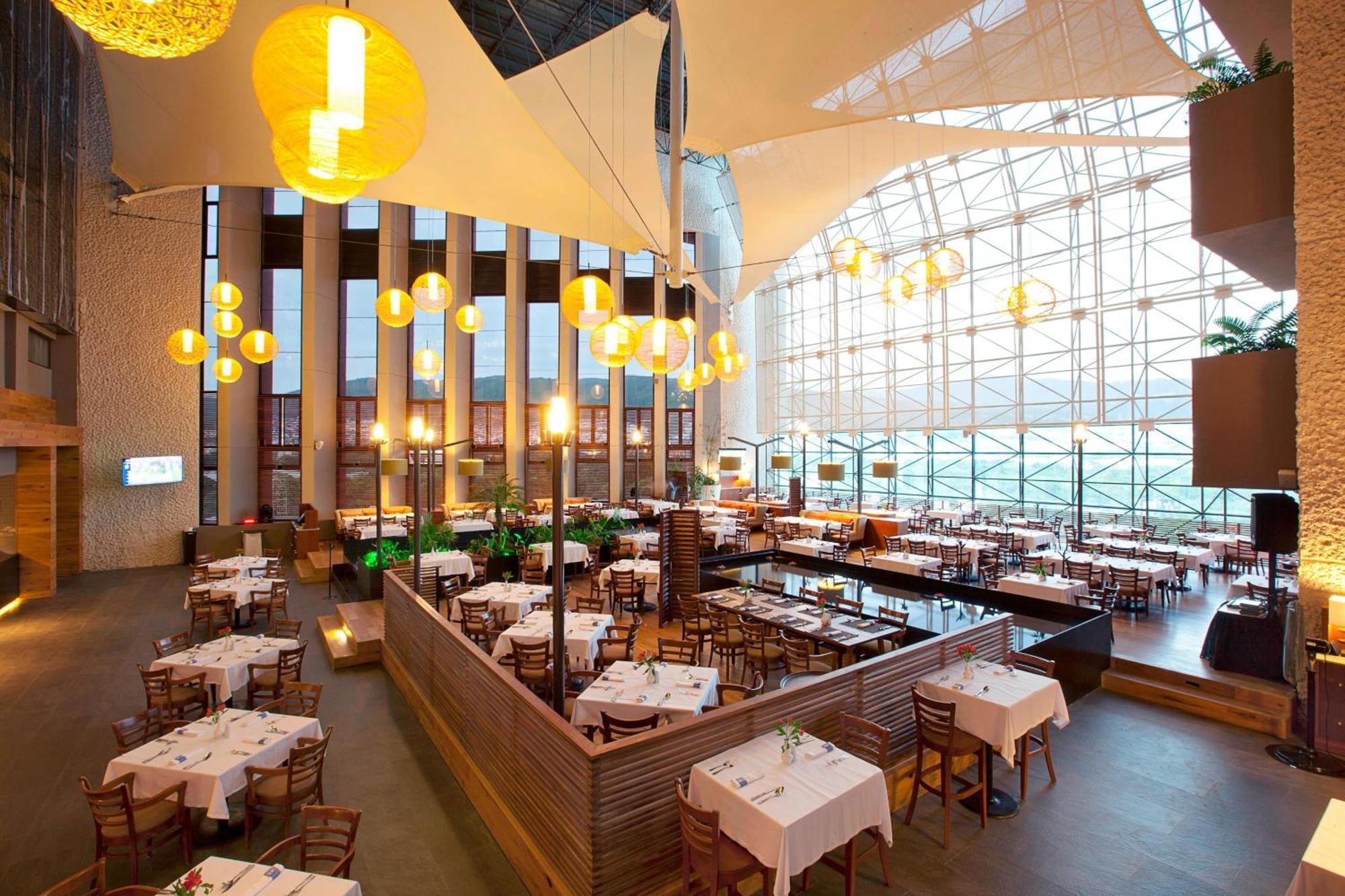 Marriott Tuxtla Gutierrez Hotel Kültér fotó The restaurant